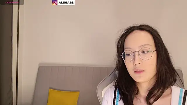 aliiiiiina online show from 24, 1, 2025