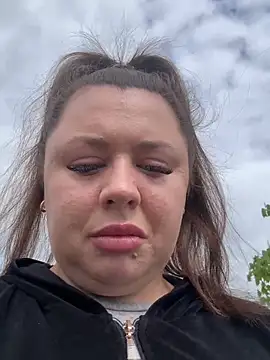 Sara Slow online show from 22, 4, 2026