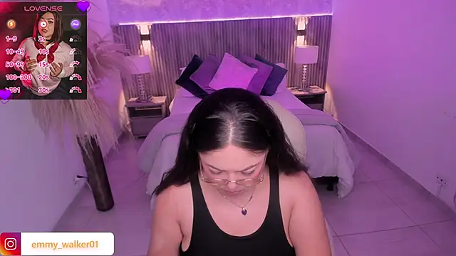 emmy walker online show from 7, 11, 2025