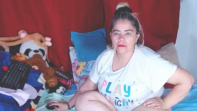 estrellita fugaz16x online show from 6, 11, 2025