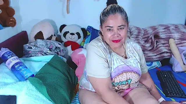 Snapshot of estrellita_fugaz16x chatting on 29, 6, 2026 estrellita fugaz16x online show from 29, 6, 2026