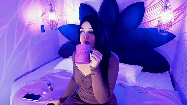 Snapshot of Maddysex_ chatting on 27, 6, 2026 Maddysex online show from 27, 6, 2026