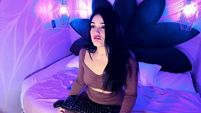 Snapshot of Maddysex_ chatting on 27, 6, 2026 Maddysex online show from 27, 6, 2026