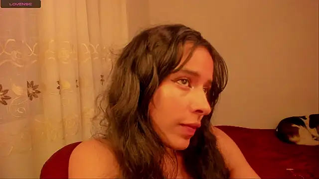 Snapshot of aluna_0310 chatting on 18, 12, 2024 aluna 0310 online show from 18, 12, 2024