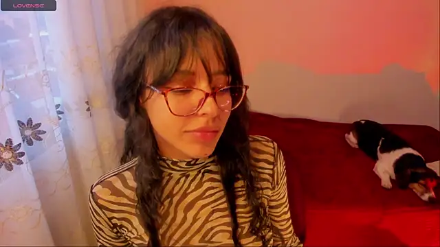 Snapshot of aluna_0310 chatting on 22, 2, 2025 aluna 0310 online show from 22, 2, 2025