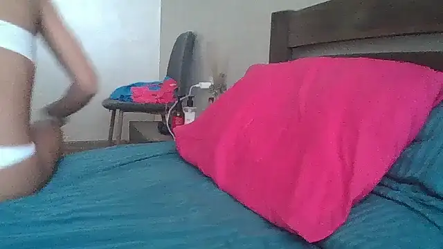 JulianaGold1 online show from 20, 2, 2025