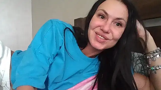 JulianaGold1 online show from 10, 3, 2025