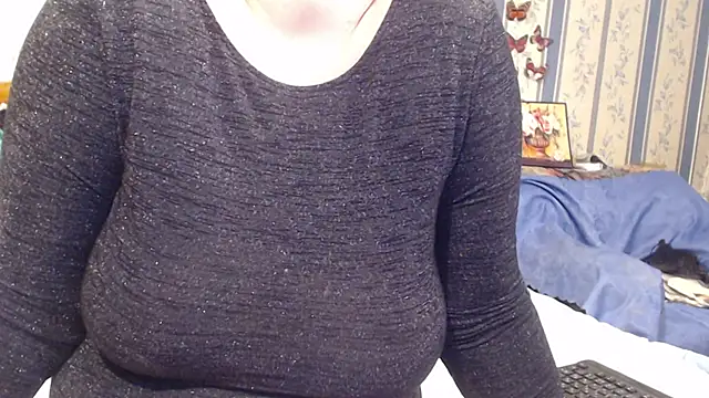 Snapshot of AMARILLIS chatting on 19, 11, 2025 AMARILLIS online show from 19, 11, 2025