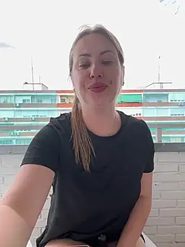 Snapshot of AlisaWhite chatting on 4, 6, 2026 AlisaWhite online show from 4, 6, 2026