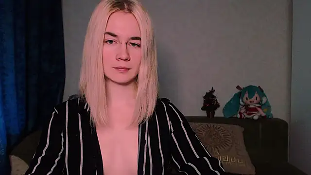 Snapshot of xxxcharismaaa chatting on 2, 2, 2025 xxxcharismaaa online show from 2, 2, 2025