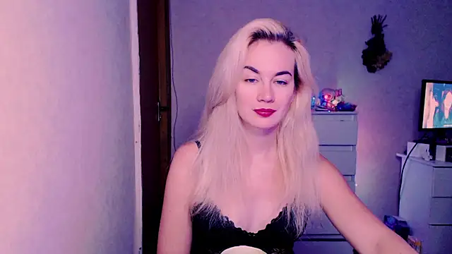 xxxcharismaaa online show from 27, 7, 2026