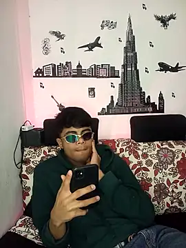 Snapshot of pinedasex777 chatting on 8, 3, 2025 pinedasex777 online show from 8, 3, 2025