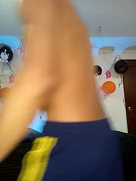 Snapshot of pinedasex777 chatting on 13, 10, 2025 pinedasex777 online show from 13, 10, 2025