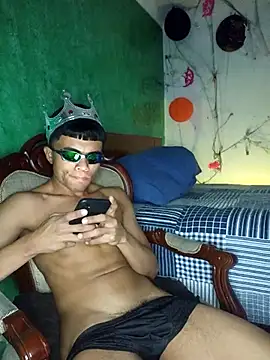 Snapshot of pinedasex777 chatting on 17, 10, 2025 pinedasex777 online show from 17, 10, 2025