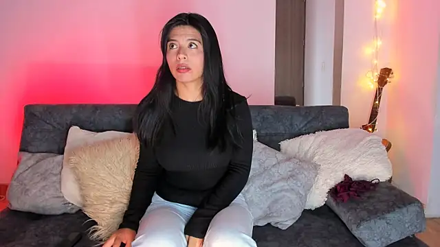 angiebutt online show from 15, 1, 2026