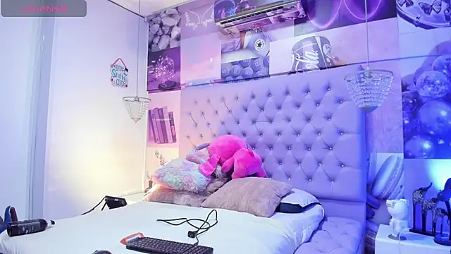 Vivi prinncess online show from 5, 3, 2025