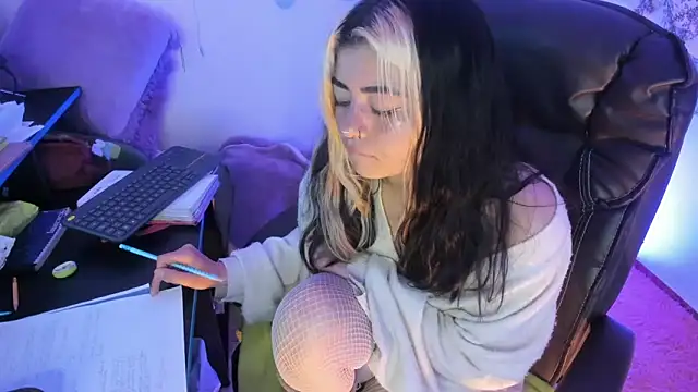 Sammysammy  online show from 11, 2, 2025