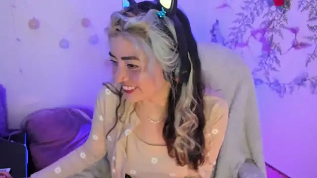 Sammysammy  online show from 19, 3, 2025