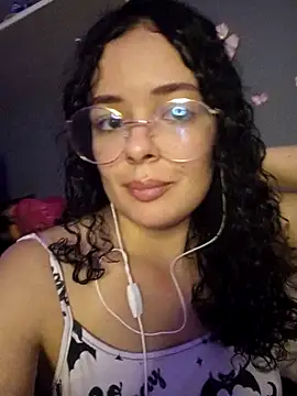 Snapshot of NinaSweet2 chatting on 20, 2, 2025 NinaSweet2 online show from 20, 2, 2025