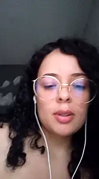 Snapshot of NinaSweet2 chatting on 12, 3, 2025 NinaSweet2 online show from 12, 3, 2025