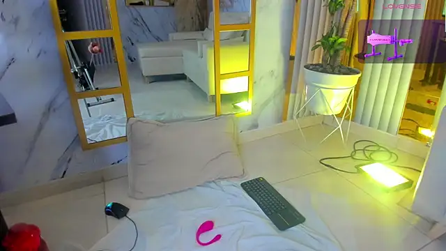 Snapshot of erotik_lady chatting on 24, 2, 2025 erotik lady online show from 24, 2, 2025