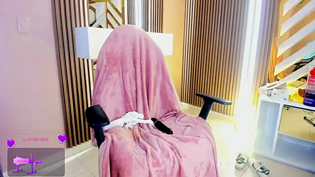 Snapshot of erotik_lady chatting on 15, 3, 2025 erotik lady online show from 15, 3, 2025