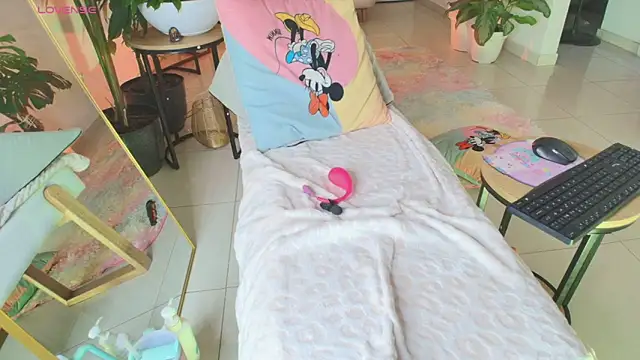 Snapshot of erotik_lady chatting on 18, 9, 2025 erotik lady online show from 18, 9, 2025