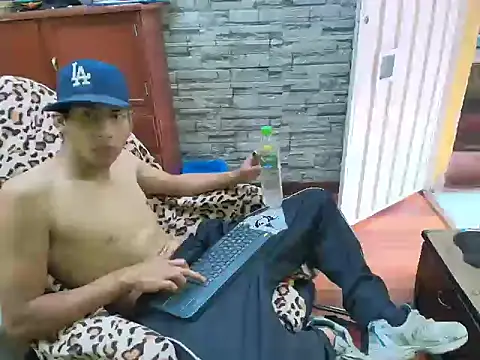 yefersonsijajaj online show from 4, 6, 2026