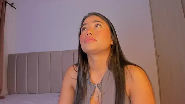 Snapshot of isa_bunny chatting on 30, 10, 2025 isa bunny online show from 30, 10, 2025