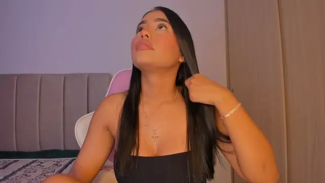 Snapshot of isa_bunny chatting on 19, 11, 2025 isa bunny online show from 19, 11, 2025