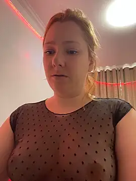 Patriciamoura69 online show from 12, 4, 2026