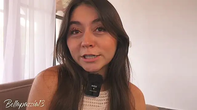 Bellapazzia online show from 27, 9, 2025