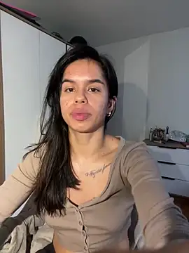 Snapshot of xlovelygirlx chatting on 23, 2, 2025 xlovelygirlx online show from 23, 2, 2025
