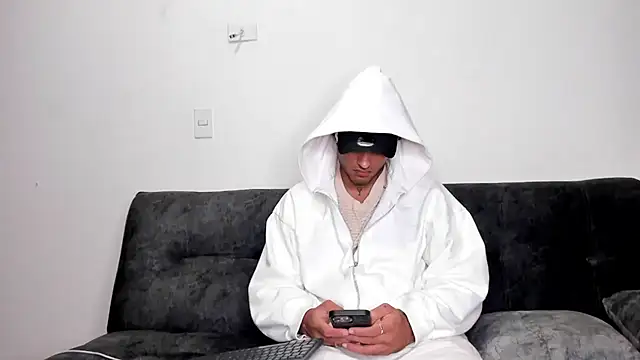 Snapshot of Alessandro_Vanni chatting on 22, 2, 2025 Alessandro Vanni online show from 22, 2, 2025