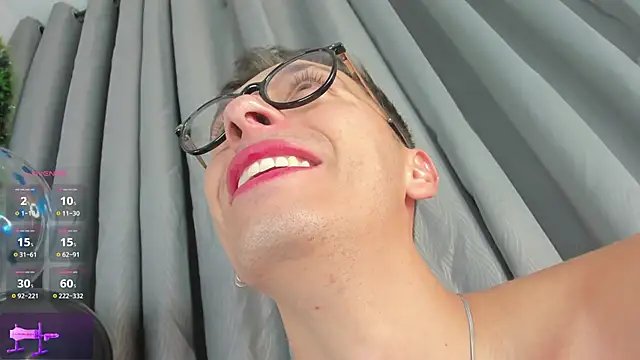 Thiago jones online show from 3, 12, 2025