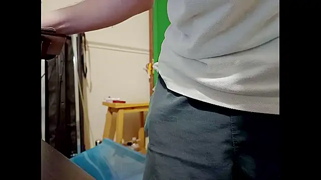 hairyuncut00 online show from 10, 2, 2025