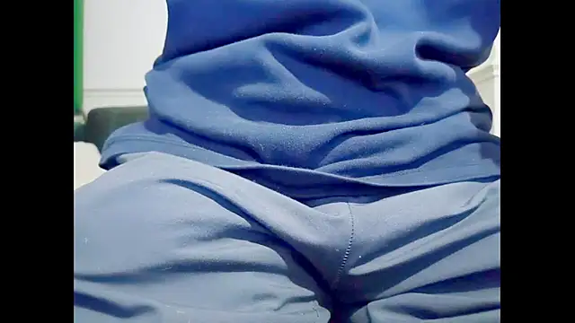 hairyuncut00 online show from 9, 10, 2025