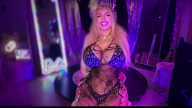 Snapshot of bimbotwerkqueen chatting on 18, 1, 2025 bimbotwerkqueen online show from 18, 1, 2025