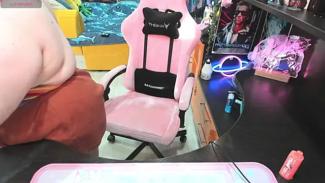 Softie Sofy online show from 16, 10, 2025