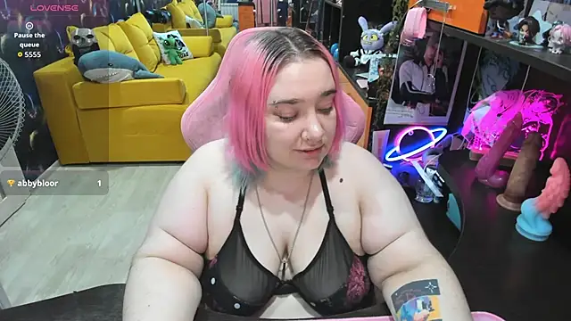 Snapshot of Softie_Sofy chatting on 11, 6, 2026 Softie Sofy online show from 11, 6, 2026