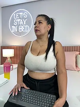 natural bigboobs online show from 12, 2, 2025