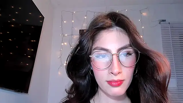 valeria gonzales  online show from 11, 1, 2025