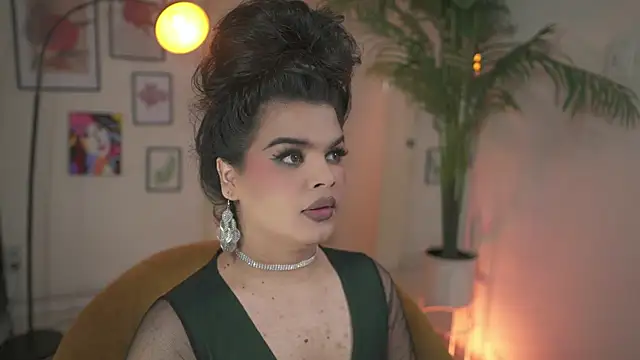 artechloe online show from 23, 11, 2025