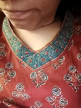 Snapshot of Lavanya_Shah chatting on 10, 4, 2026 Lavanya Shah online show from 10, 4, 2026