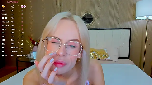 Snapshot of bellatip chatting on 20, 7, 2026 bellatip online show from 20, 7, 2026
