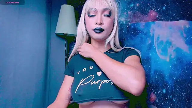 Snapshot of XXsexylongcockXX chatting on 5, 3, 2025 XXsexylongcockXX online show from 5, 3, 2025