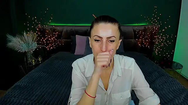 Snapshot of Rebecca_Diamond chatting on 17, 2, 2025 Rebecca Diamond online show from 17, 2, 2025