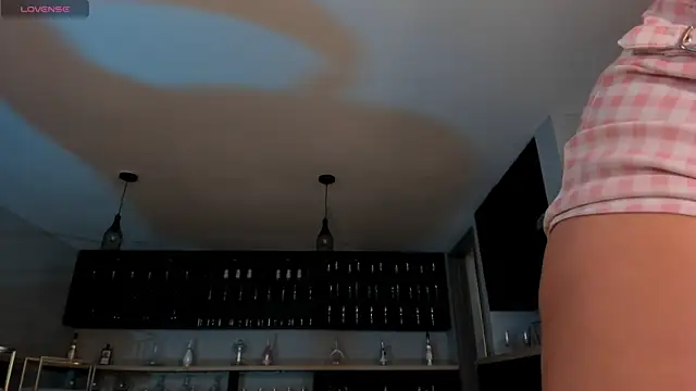 Snapshot of AbellaCroft chatting on 21, 10, 2025 AbellaCroft online show from 21, 10, 2025