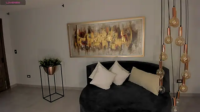 Snapshot of AbellaCroft chatting on 17, 11, 2025 AbellaCroft online show from 17, 11, 2025