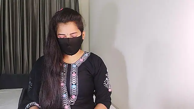 YourLovelyQueen online show from 19, 1, 2025
